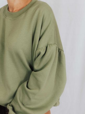 Sweater olive green